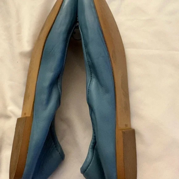 Sam Edelman Women’s Felicia Sky Blue Ballet Flats - Picture 8 of 10